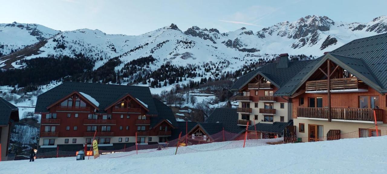 Appartement lumineux aux pieds des pistes Saint-François-Longchamp Extérieur photo